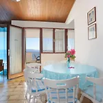 By The Sea - Makarska - 11432 דירה