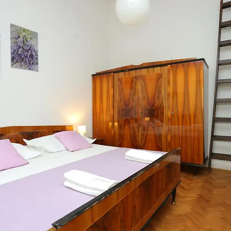 Apartments By The Sea Podgora, Makarska - 11432 Apartment *