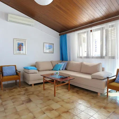 Apartments By The Sea Podgora, Makarska - 11432 Apartment *